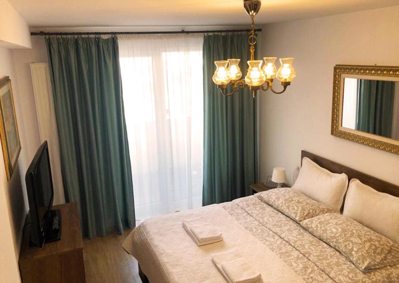 בראשוב Elegantza Suites מראה חיצוני תמונה